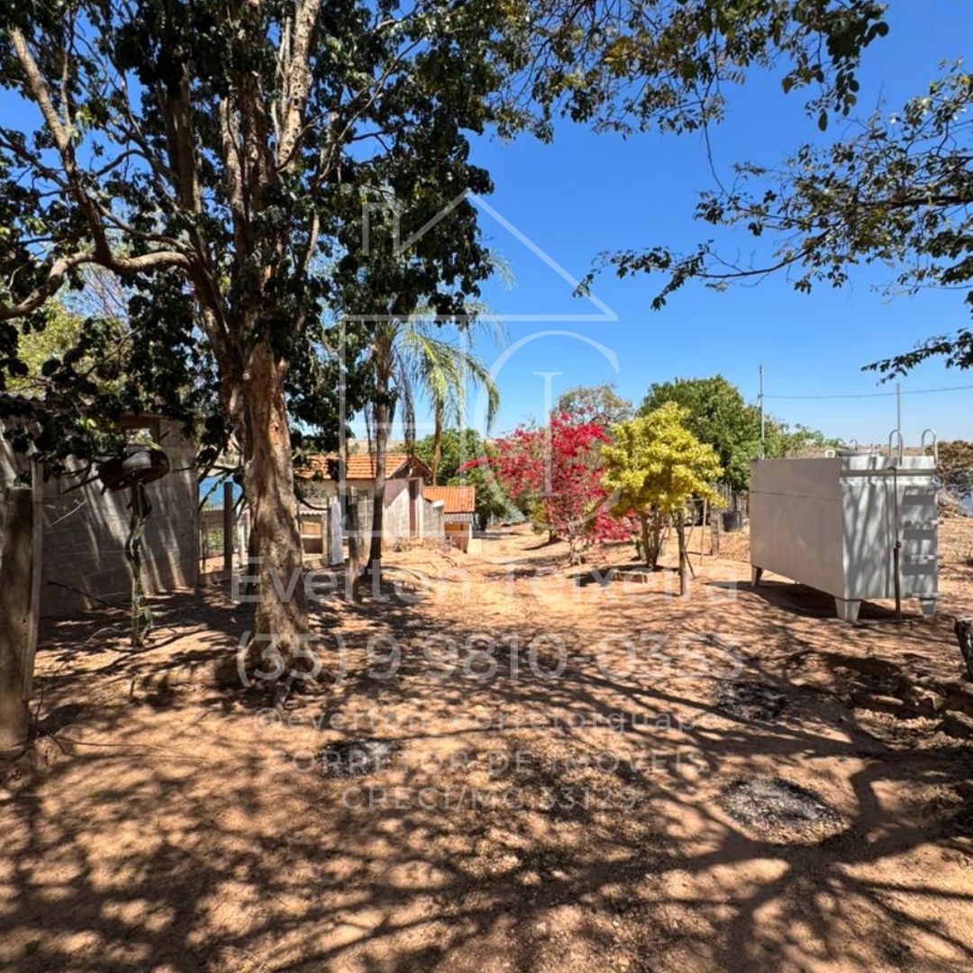 Vista do Lago de Furnas no Sítio Córrego da Laje